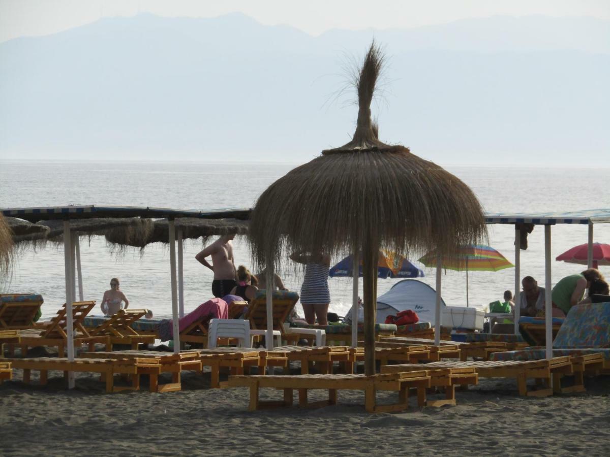 Malaga Paradise Beach Torre de Benagalbon Extérieur photo